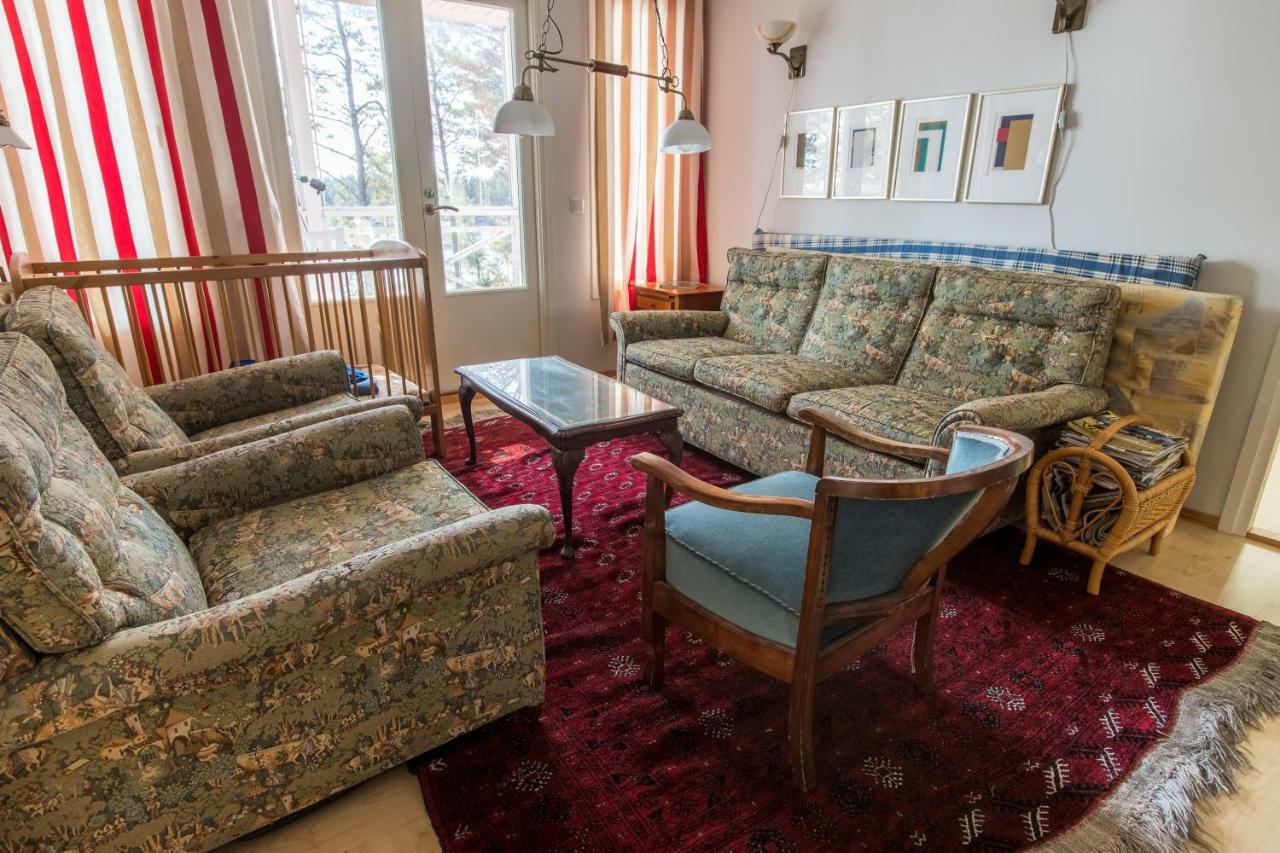 Villa Harald - Beachfront Hitis Екстериор снимка